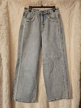 Very Jean BNWT Light Wash High-Rise Wide Leg Jeans with Distressed Hems/Pocket